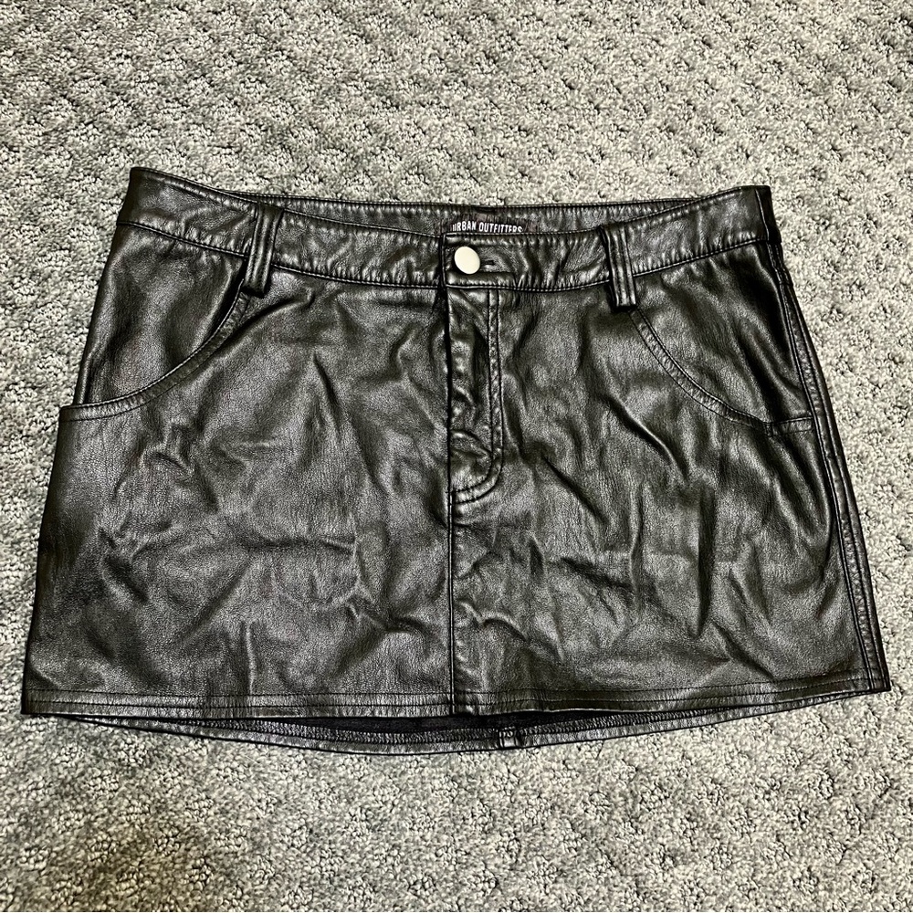 Urban Outfitters Black Faux Leather Mini Skirt Y2K Going Out Clubbing High Rise